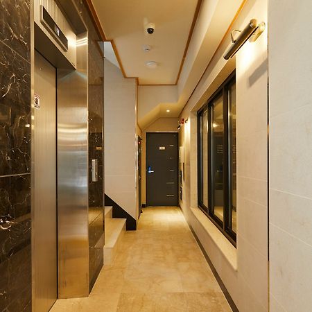 סיאול Red Stone Guesthouse מראה חיצוני תמונה